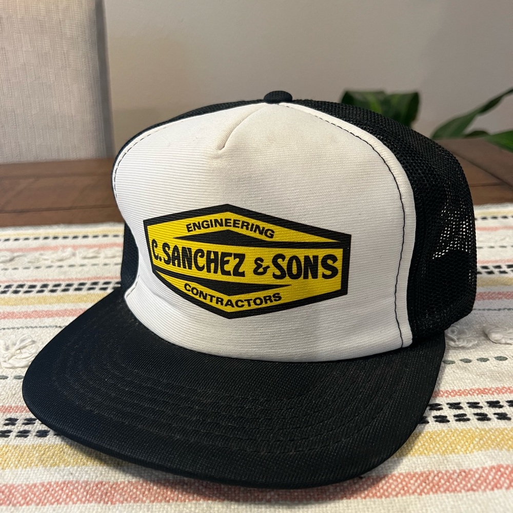 Trucker hat